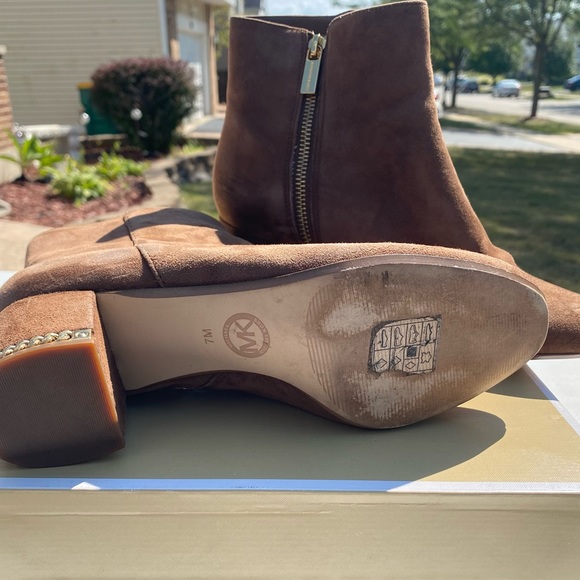 Michael Kors Boots - Picture 7 of 8